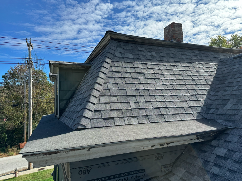 Image of a repaired roof on a Vermont home
